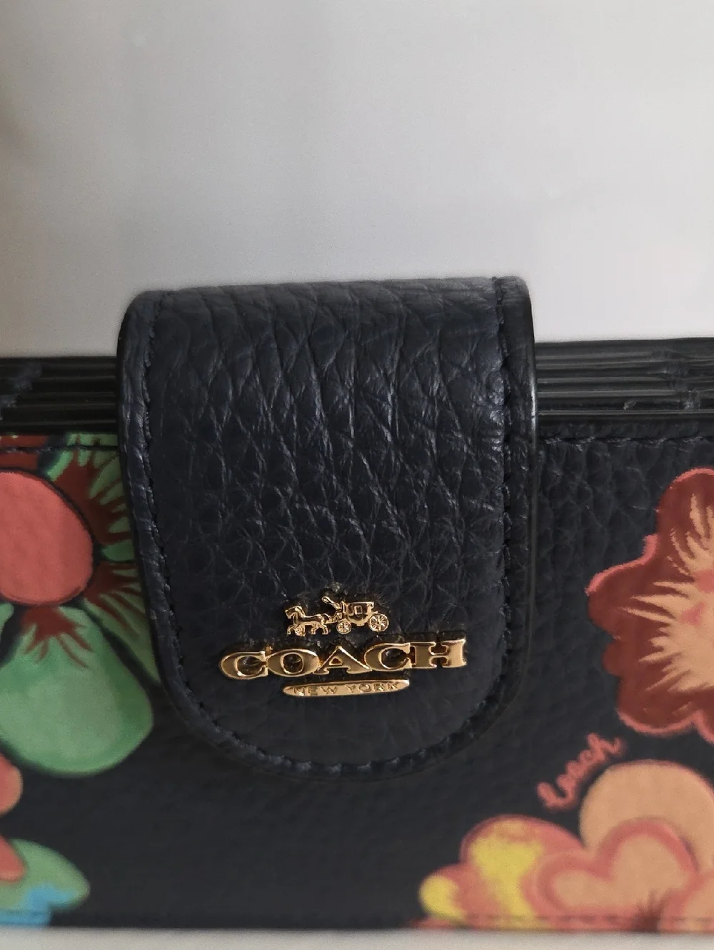 Coach Accordion Card Case  Black Floral  Leather Wallet - Picture 2 of 11